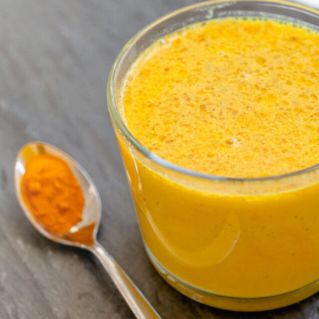 Golden Latte (Turmeric Milk)